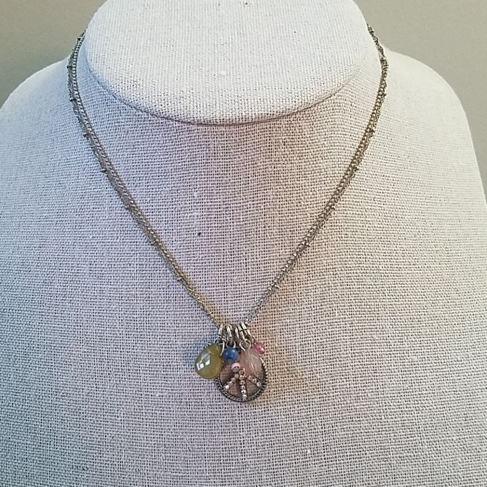 aeo peace sign necklace